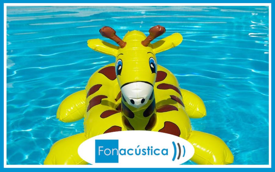 Colchoneta en la piscina